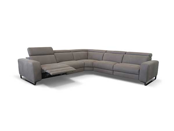 Loti 2 sectional