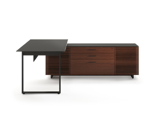 corridor L desk